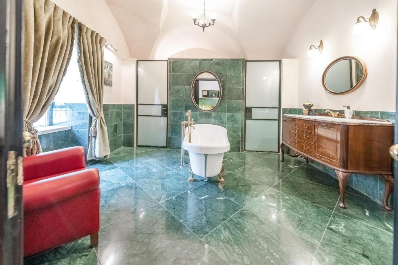 Casa Nova - Luxury Suites & Boutique Apart-Hotel テル・アビブ エクステリア 写真